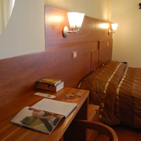 Gala Отель Пезаро